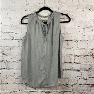 Women’s Loft blouse size M